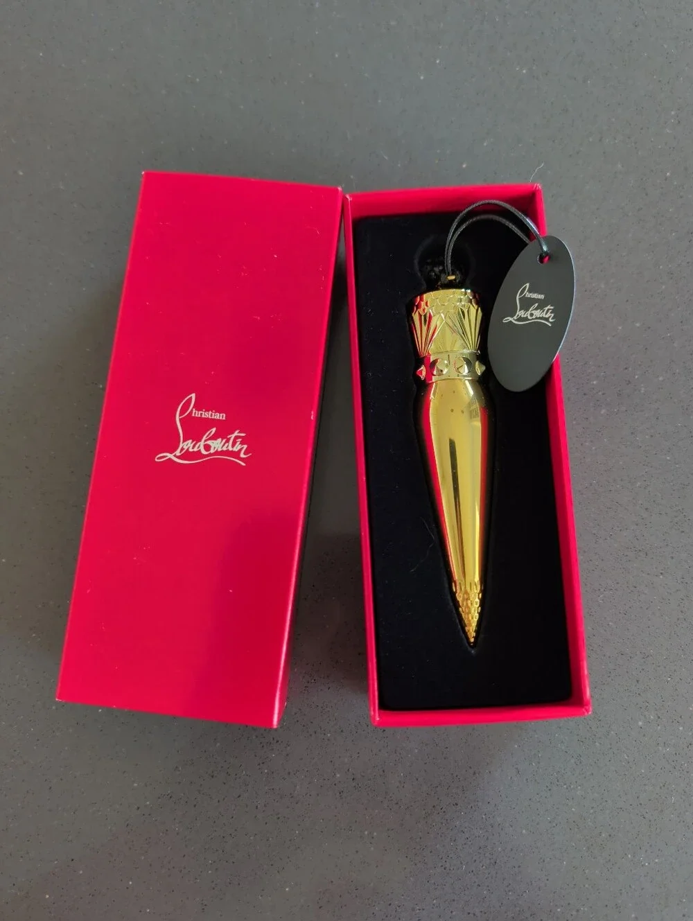 New CHRISTIAN LOUBOUTIN Silky Satin Lip Color ROUGE LOUBOUTIN 001 NIB/3.8g